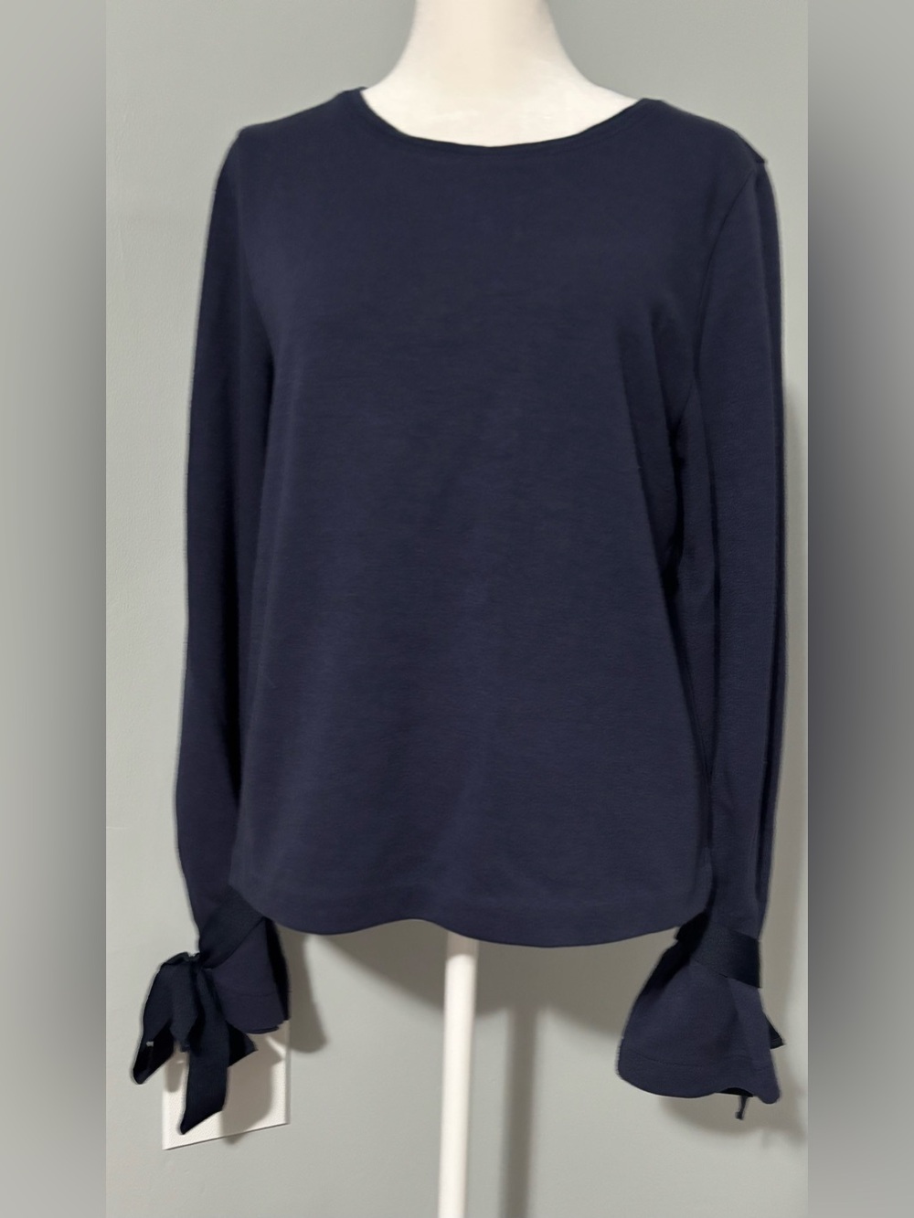 J.Crew Women’s Navy blue Long-Sleeve Top with Tie Cuffs size Small